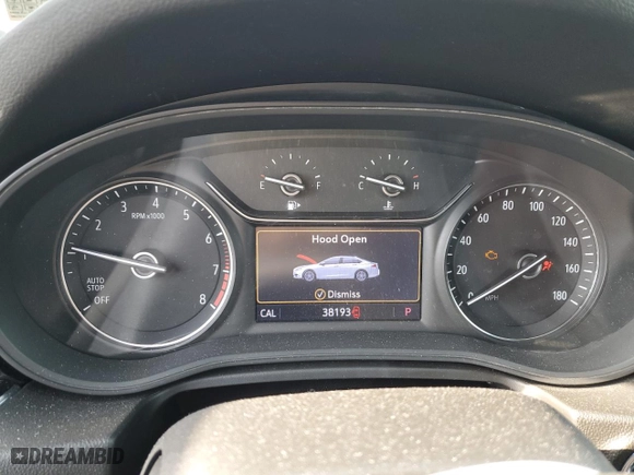 2019 Buick Regal Sportback Essence with VIN W04GR6SX7K1016236, listed as a Copart auction lot 87377894 with 38,193 mi miles and Salvage Title. Bid and sale history available at carsss.com. Image 9.