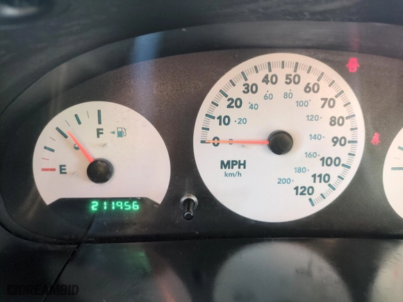 2005 Dodge Caravan SE with VIN 1D4GP25R45B289752, listed as a Copart auction lot 79142764 with 211,956 mi miles and Salvage Title. Bid and sale history available at carsss.com. Image 9.