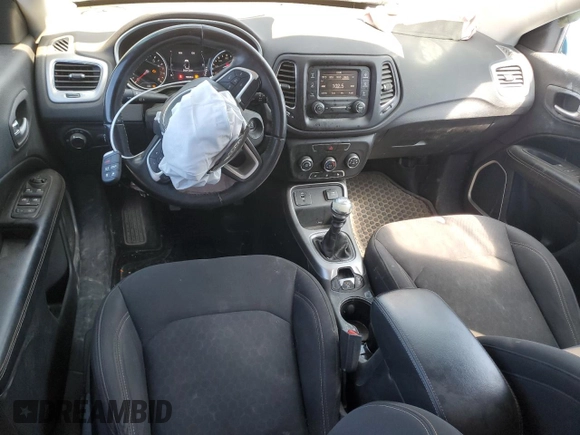 2017 Jeep Compass Sport z VIN 3C4NJCABXHT643474, wystawiony jako Copart lot #53654615 z przebiegiem 79 855 mil mil oraz Szkoda całkowita • Salvage title. Historia ofert i sprzedaży dostępna na DreamBid. Obrazek 8.