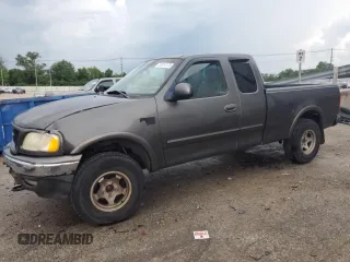 2002 Ford F-150 XL с VIN 1FTRX18L72NB52886, выставлен на аукционе Copart как лот 59914175 с пробегом Не указан миль и Списание • Salvage title. История ставок и продаж доступна на DreamBid. Изображение 1.