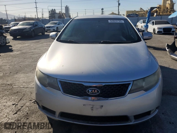 2011 Kia Forte EX with VIN KNAFU4A28B5380794, listed as a Copart auction lot 52823735 with 186,741 mi miles and Salvage Title. Bid and sale history available at carsss.com. Image 5.