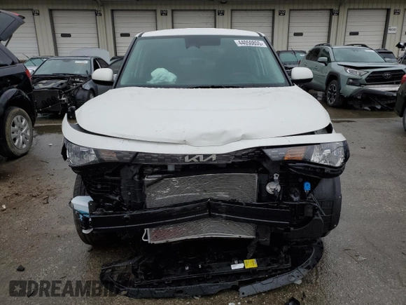 2024 Kia Soul LX with VIN KNDJ23AU2R7234405, listed as a Copart auction lot 44050855 with 8,339 mi miles and Salvage Title. Bid and sale history available at carsss.com. Image 5.