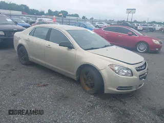 2009 Chevrolet Malibu 1LS with VIN 1G1ZG57B79F260941, listed as a IAAI auction lot 42157902 with 188,112 mi miles and . Bid and sale history available at DreamBid. Image 1.