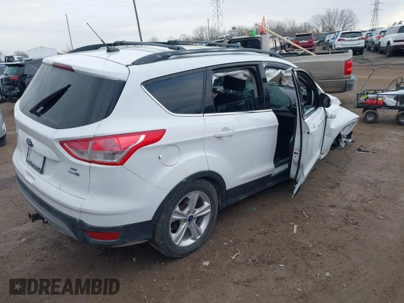 2014 Ford Escape SE with VIN 1FMCU9G9XEUA44349, listed as a IAAI auction lot 41738787 with 54,909 mi miles. Bid and sale history available at carsss.com. Image 4.