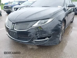 2013 Lincoln MKZ with VIN 3LN6L2J90DR808800, listed as a IAAI auction lot 42169307 with 184,084 mi miles and . Bid and sale history available at DreamBid. Image 6.