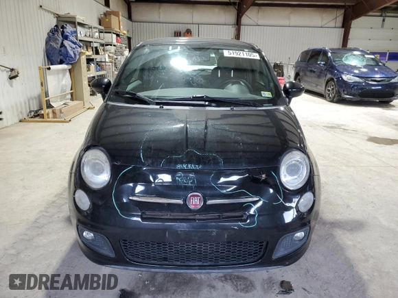 2012 FIAT 500 Sport z VIN 3C3CFFBR5CT344350, wystawiony jako Copart lot #51921105 z przebiegiem 110 394 mil mil oraz Szkody całkowita. Historia ofert i sprzedaży dostępna na DreamBid. Obrazek 5.