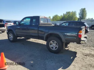 2004 Toyota Tacoma z VIN 5TEWN72N74Z389013, wystawiony jako Copart lot #55796005 z przebiegiem 199 637 mil mil oraz Czysty tytuł • Clean title. Historia ofert i sprzedaży dostępna na DreamBid. Obrazek 2.