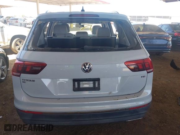 2018 Volkswagen Tiguan SEL with VIN 3VV3B7AX8JM132211, listed as a IAAI auction lot 42516340 with 75,641 mi miles and . Bid and sale history available at DreamBid. Image 16.