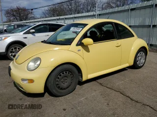 2003 Volkswagen New Beetle Coupe GL with VIN 3VWBK21CX3M408995, listed as a Copart auction lot 50625985 with 0 mi miles and Salvage Title. Bid and sale history available at carsss.com. Image 1.