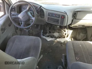 2000 GMC Safari Cargo with VIN 1GTDM19W4YB533844, listed as a Copart auction lot 71478084 with Not Provided miles and Salvage Title. Bid and sale history available at carsss.com. Image 8.