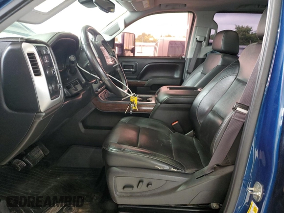 2016 GMC Sierra 2500HD SLT z VIN 1GT12TE80GF271582, wystawiony jako Copart lot #59993915 z przebiegiem 224 490 mil mil oraz Szkoda całkowita • Salvage title. Historia ofert i sprzedaży dostępna na DreamBid. Obrazek 7.