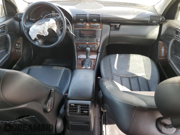 2005 Mercedes-Benz C 240 with VIN WDBRF61J15A712498, listed as a Copart auction lot 50835965 with 82,062 mi miles and Salvage Title. Bid and sale history available at DreamBid. Image 8.