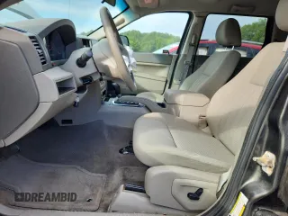2005 Jeep Grand Cherokee Laredo with VIN 1J4GR48K15C542757, listed as a Copart auction lot 61928775 with 421,067 mi miles and Clean title. Bid and sale history available at DreamBid. Image 7.