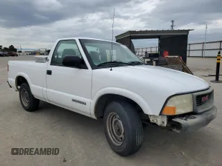 1998 GMC Sonoma with VIN 1GTCS1447WK523961, listed as a Copart auction lot 51176315 with 196,908 mi miles and Salvage Title. Bid and sale history available at carsss.com. Image 4.