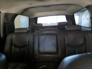 2005 Chevrolet Suburban LT with VIN 3GNEC16Z55G100887, listed as a Copart auction lot 81696084 with 159,091 mi miles and Salvage Title. Bid and sale history available at carsss.com. Image 10.