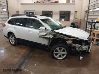 2013 Subaru Outback 2.5i Premium with VIN 4S4BRCCC1D3209849, listed as a IAAI auction lot 41577125 with 179,288 mi miles. Bid and sale history available at carsss.com. Image 1.