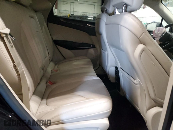 2017 Lincoln MKC Reserve with VIN 5LMTJ3DH7HUL34504, listed as a Copart auction lot 45159475 with 73,789 mi miles and Non Repairable. Bid and sale history available at DreamBid. Image 11.