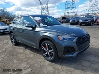 2025 Audi Q5 S line Premium Plus with VIN WA1EAAFY6S2020406, listed as a IAAI auction lot 41699968 with 4,327 mi miles. Bid and sale history available at carsss.com. Image 1.