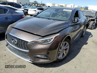 2018 Infiniti QX30 ESSENTIAL with VIN SJKCH5CP2JA045039, listed as a Copart auction lot 52926694 with 40,618 mi miles. Bid and sale history available at carsss.com. Image 1.