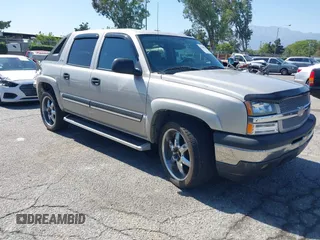 2005 Chevrolet Avalanche LT with VIN 3GNEC12Z85G123313, listed as a IAAI auction lot 42380445 with 168,549 mi miles and . Bid and sale history available at DreamBid. Image 1.