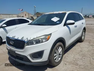 2016 Kia Sorento LX with VIN 5XYPG4A3XGG028712, listed as a IAAI auction lot 42013222 with 112,736 mi miles. Bid and sale history available at carsss.com. Image 6.