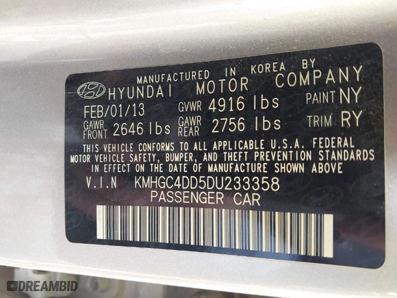 2013 Hyundai Genesis 3.8L with VIN KMHGC4DD5DU233358, listed as a IAAI auction lot 41954695 with 247,464 mi miles. Bid and sale history available at carsss.com. Image 9.