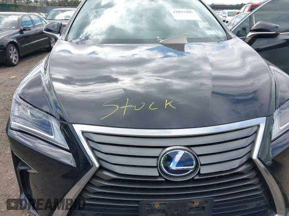 2018 Lexus RX with VIN 2T2BGMCA0JC024236, listed as a IAAI auction lot 42032485 with 105,046 mi miles. Bid and sale history available at carsss.com. Image 10.