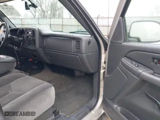2006 GMC Sierra 1500 SLE1 with VIN 1GTEK19BX6Z246147, listed as a IAAI auction lot 41519570 with 167,650 mi miles. Bid and sale history available at carsss.com. Image 5.