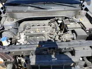 2022 Hyundai Venue Limited with VIN KMHRC8A34NU207329, listed as a Copart auction lot 46824715 with 25,463 mi miles and Salvage title. Bid and sale history available at DreamBid. Image 11.