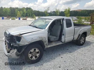 2007 Toyota Tacoma PreRunner z VIN 5TETU62NX7Z453470, wystawiony jako Copart lot #56900095 z przebiegiem 237 946 mil mil oraz Szkoda całkowita • Salvage title. Historia ofert i sprzedaży dostępna na DreamBid. Obrazek 1.