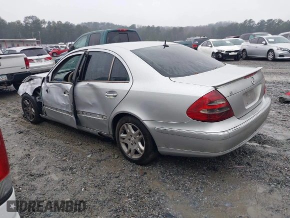 2005 Mercedes-Benz E-Class 3.2L CDI with VIN WDBUF26JX5A540368, listed as a IAAI auction lot 41424407 with 282,470 mi miles. Bid and sale history available at carsss.com. Image 3.