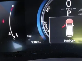 2024 Lexus RX 350h z VIN 2T2BBMCAXRC036064, wystawiony jako IAAI lot #41344207 z przebiegiem 9389 mil mil oraz . Historia ofert i sprzedaży dostępna na DreamBid. Obrazek 16.