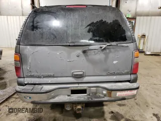 2001 Chevrolet Suburban LS with VIN 3GNFK16T81G111623, listed as a Copart auction lot 43782935 with 302,353 mi miles and Non Repairable. Bid and sale history available at carsss.com. Image 6.