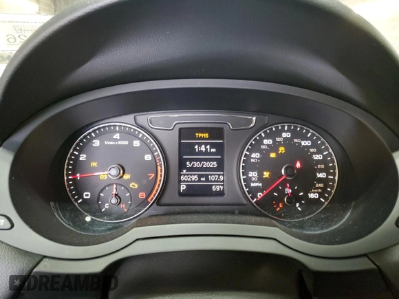 2018 Audi Q3 Premium with VIN WA1BCCFS9JR000127, listed as a Copart auction lot 58555755 with 60,295 mi miles and Salvage title. Bid and sale history available at DreamBid. Image 9.