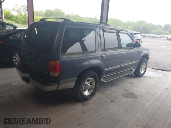 1998 Ford Explorer XL z VIN 1FMZU34X8WUC69252, wystawiony jako IAAI lot #42308913 z przebiegiem 140 858 mil mil oraz . Historia ofert i sprzedaży dostępna na DreamBid. Obrazek 4.