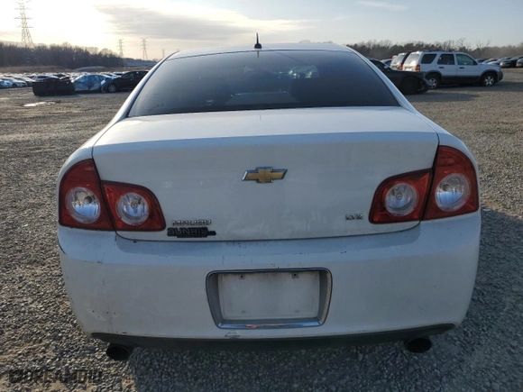 2008 Chevrolet Malibu LTZ with VIN 1G1ZK577X8F277130, listed as a Copart auction lot 45578185 with 144,464 mi miles and Clean Title. Bid and sale history available at carsss.com. Image 6.