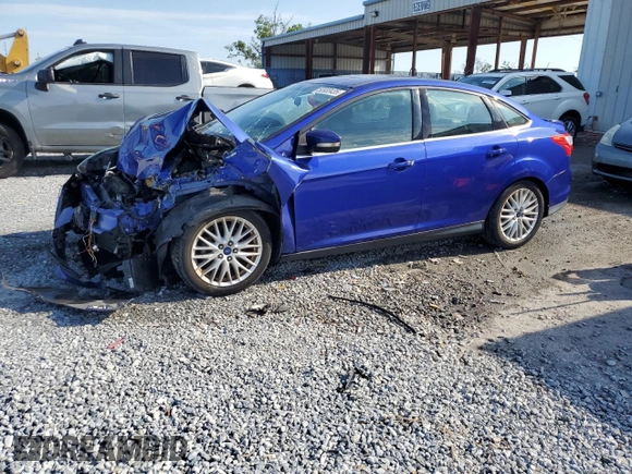2014 Ford Focus Titanium with VIN 1FADP3J29EL404862, listed as a Copart auction lot 50930435 with 82,728 mi miles and Salvage Title. Bid and sale history available at carsss.com. Image 1.