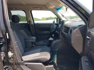 2013 Jeep Patriot Latitude with VIN 1C4NJPFB3DD210997, listed as a IAAI auction lot 42407788 with 138,242 mi miles and . Bid and sale history available at DreamBid. Image 5.