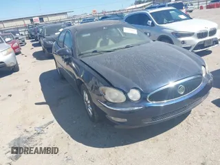 2007 Buick LaCrosse CX with VIN 2G4WC582471124206, listed as a IAAI auction lot 41751063 with 163,042 mi miles. Bid and sale history available at carsss.com. Image 1.