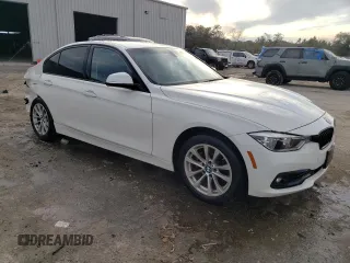 2018 BMW 3 Series 320i with VIN WBA8A9C54JK622857, listed as a Copart auction lot 44143685 with 0 mi miles and Salvage Title. Bid and sale history available at carsss.com. Image 4.
