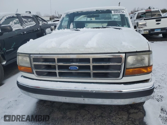 1992 Ford F-150 with VIN 2FTDF15Y5NCA31541, listed as a Copart auction lot 85058754 with 138,467 mi miles and Salvage Title. Bid and sale history available at carsss.com. Image 5.