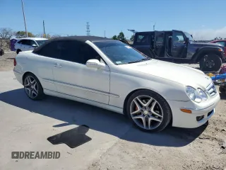 2007 Mercedes-Benz CLK 350 z VIN WDBTK56FX7F227945, wystawiony jako Copart lot #49600025 z przebiegiem 174 781 mil mil oraz Szkoda całkowita • Salvage title. Historia ofert i sprzedaży dostępna na DreamBid. Obrazek 4.