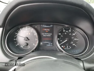 2017 Nissan Rogue SV z VIN JN1BJ1CP5HW005341, wystawiony jako Copart lot #53337415 z przebiegiem 72 606 mil mil oraz Szkoda całkowita • Salvage title. Historia ofert i sprzedaży dostępna na DreamBid. Obrazek 9.