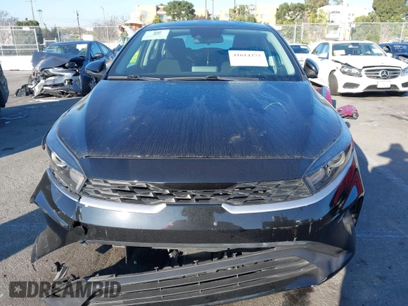 2022 Kia Forte LXS with VIN 3KPF24ADXNE463355, listed as a IAAI auction lot 41614375 with 18,792 mi miles. Bid and sale history available at carsss.com. Image 12.