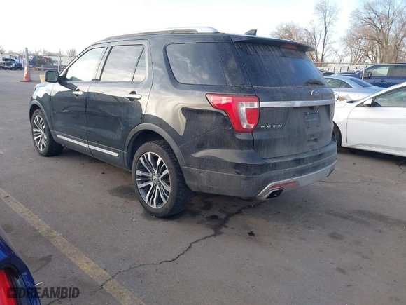 2016 Ford Explorer Platinum with VIN 1FM5K8HT6GGC33858, listed as a IAAI auction lot 41504139 with 133,811 mi miles. Bid and sale history available at carsss.com. Image 3.