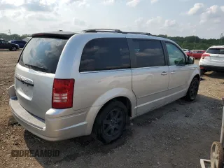 2008 Chrysler Town & Country Touring with VIN 2A8HR54P78R817277, listed as a Copart auction lot 60281205 with 141,380 mi miles and Salvage title. Bid and sale history available at DreamBid. Image 3.