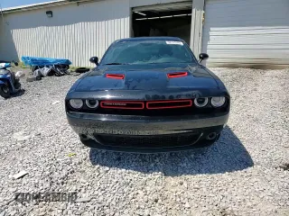 2017 Dodge Challenger SXT z VIN 2C3CDZAG7HH658606, wystawiony jako Copart lot #52131045 z przebiegiem 100 223 mil mil oraz Szkoda całkowita • Salvage title. Historia ofert i sprzedaży dostępna na DreamBid. Obrazek 13.
