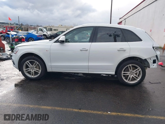2015 Audi Q5 Premium Plus с VIN WA1DGAFP9FA117516, выставлен на аукционе IAAI как лот 41482588 с пробегом 113 324 миль миль и . История ставок и продаж доступна на DreamBid. Изображение 15.