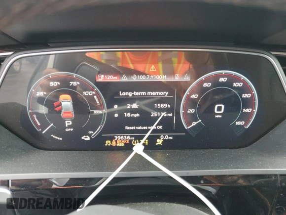 2022 Audi e-tron Premium with VIN WA1AAAGE9NB038342, listed as a Copart auction lot 46429375 with 39,636 mi miles and Non Repairable. Bid and sale history available at DreamBid. Image 9.