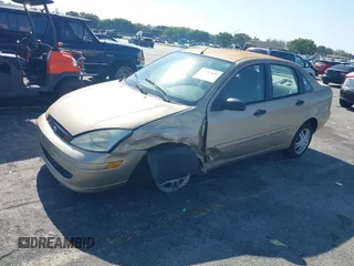 2002 Ford Focus SE with VIN 1FAFP34372W307389, listed as a IAAI auction lot 41287039 with Not Provided miles and . Bid and sale history available at carsss.com. Image 2.